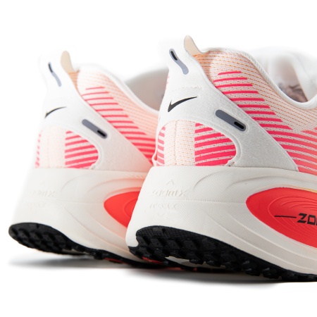 Кроссовки N. Vomero 18 Pink S11490-18