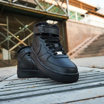 Кроссовки зимние Air Force Mid 1'07 Black на меху S10010-02
